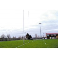 Poteaux de rugby à sceller hauteur 8m en aluminium Ø101,6mm sur charnières